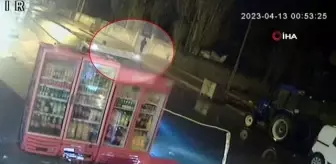 Ağrı'da telefon hırsızları önce kameralara ardından polise yakalandı