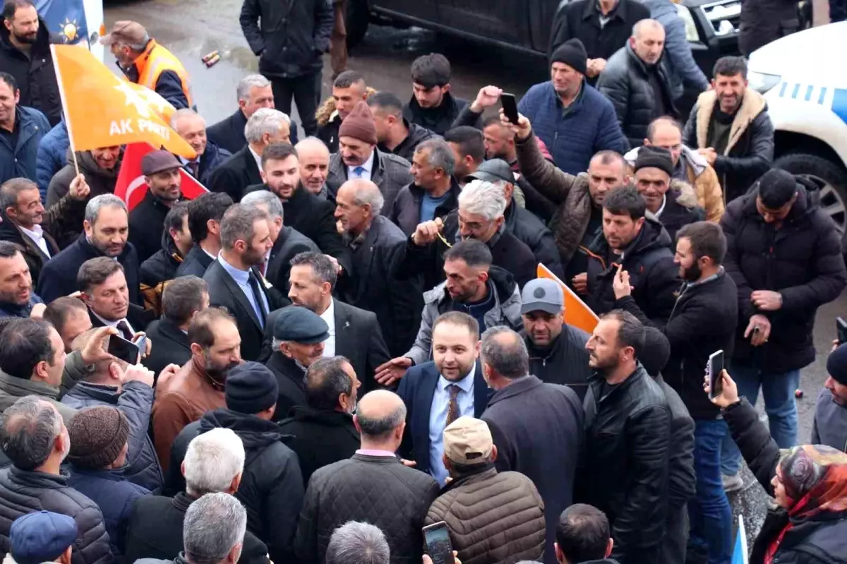 AK Parti adayları Ardahan\'da coşkuyla karşılandı
