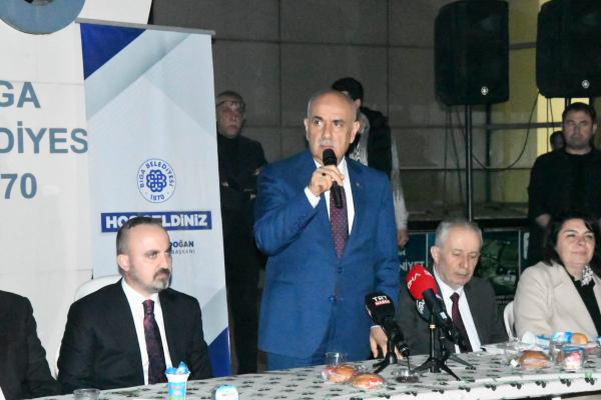 \'Ayçiçeğim, Balçiçeğim\' Projesinde Çiftçilere Ayçiçeği Tohumu Dağıtıldı