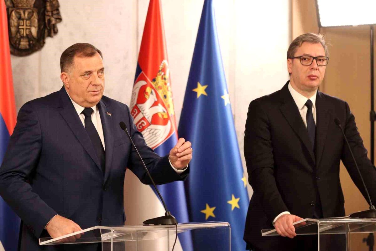 Bosnalı Sırp lider Dodik: "Bağımsızlık kararı almayı ciddi bir şekilde düşünüyoruz"