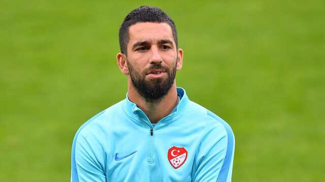 Eyüpspor'un yeni teknik direktörü Arda Turan oldu Eyüpspor'un yeni teknik direktörü Arda Turan oldu