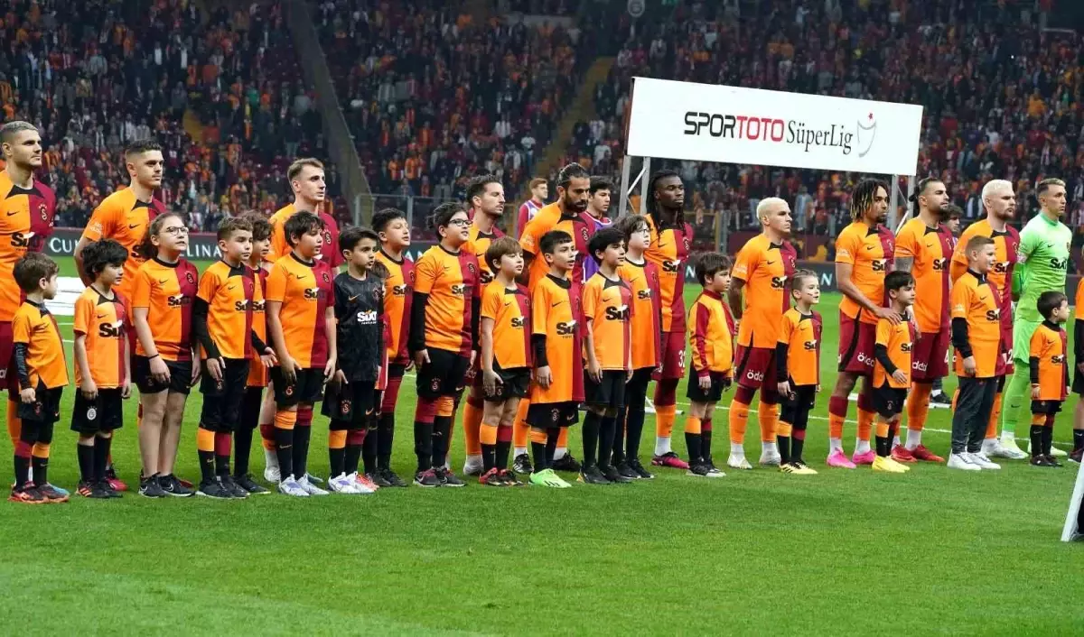 Galatasaray\'da 4 değişik