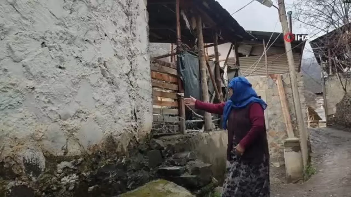 Heyelan korkusu 60 haneyi göçe zorladı