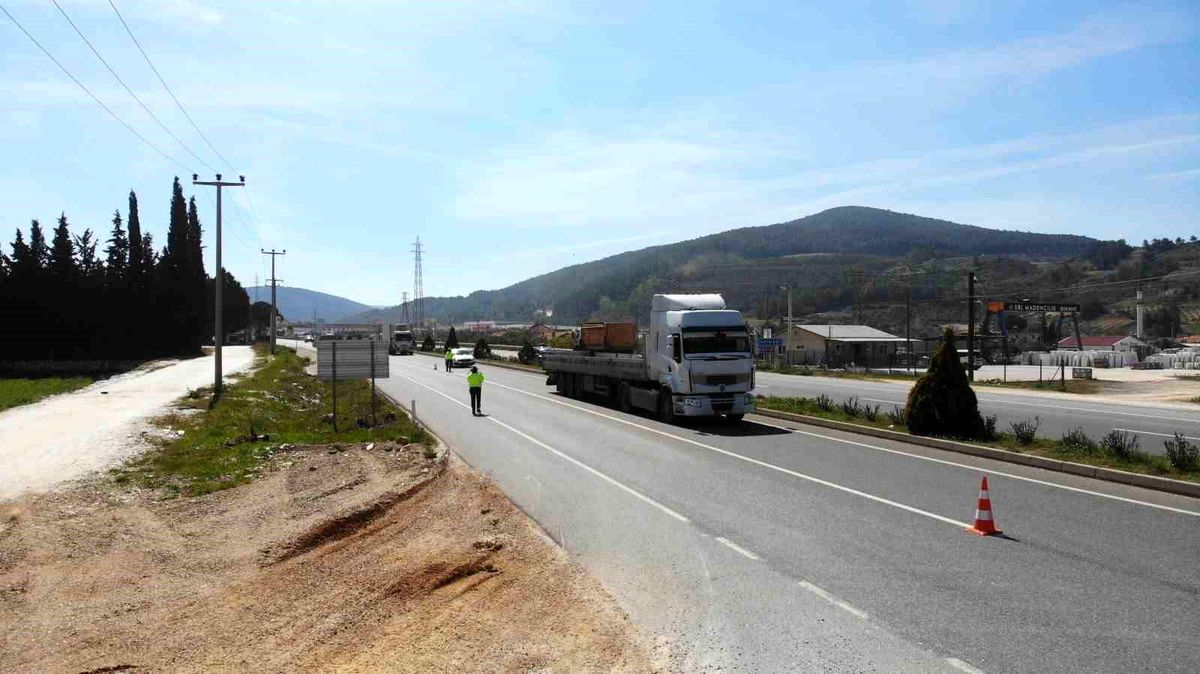 Muğla\'da trafik ekipleri bayram denetimlerine başladı