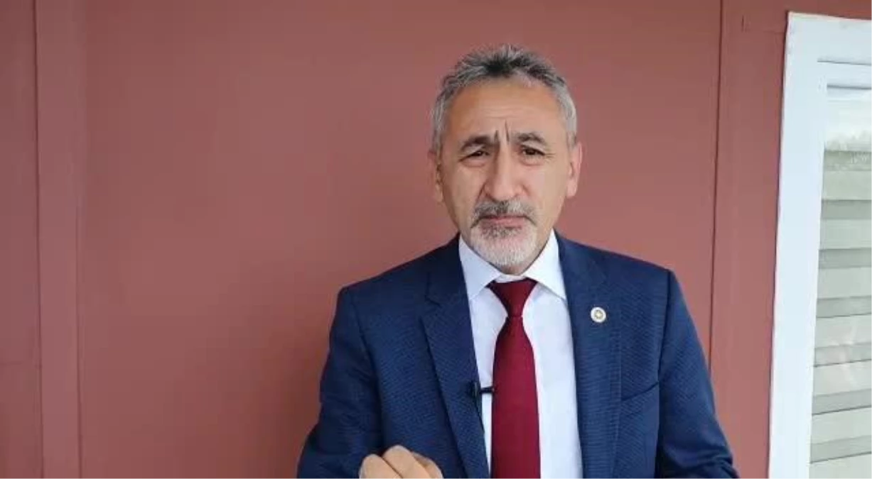 Mustafa Adıgüzel; AKP Ordu Adayı, Milli Eğitim Bakanı Mahmut Özer\'in Okulları Ziyaret Edeceğini Açıkladı: "Devletin Arkasına Saklanıp, Çocuklarımız...
