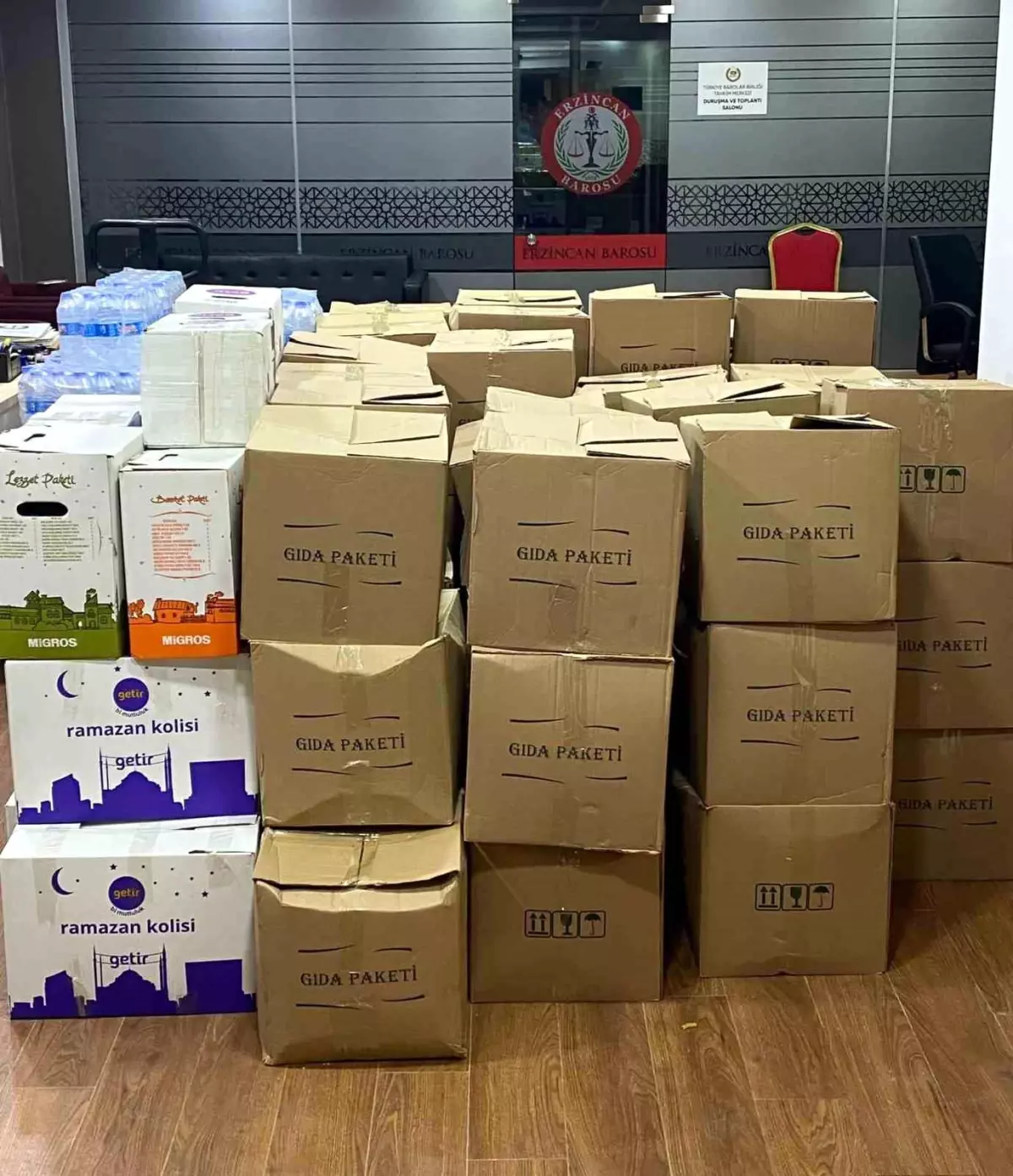 Ramazan kolileri depremzede vatandaşlar için yola çıktı