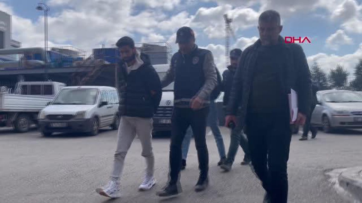 TAKİP ETTİKLERİ ARACI DURDURUP 148 BİN TL GASBEDEN 2 ŞÜPHELİ YAKALANDI