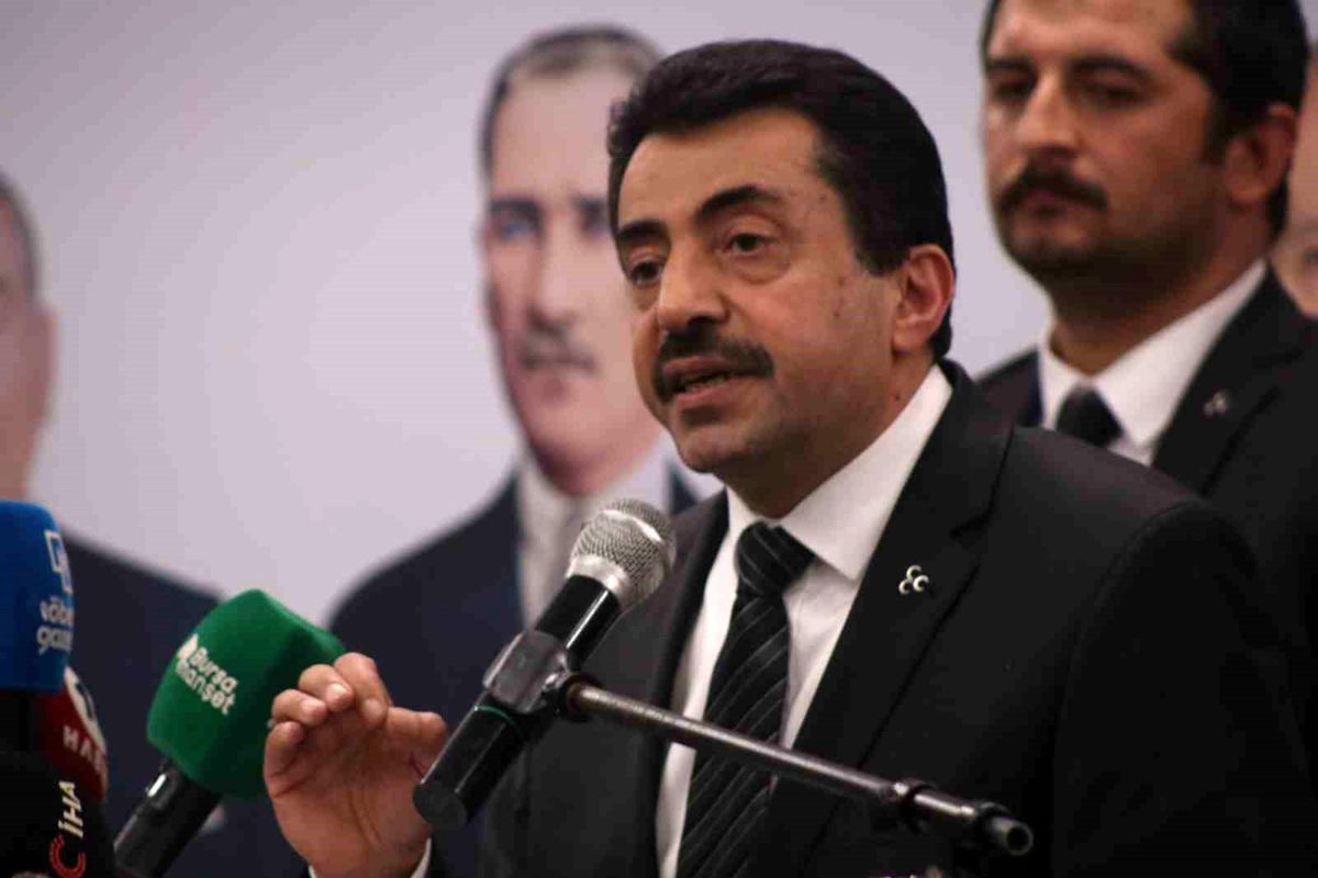 'Türk Milleti zillete geçit vermeyecek'