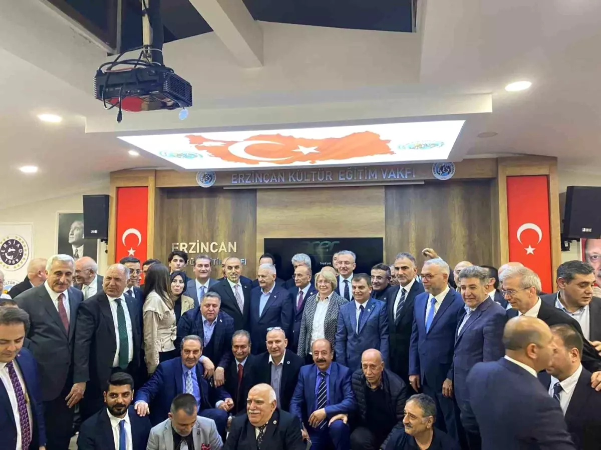 AK Parti Genel Başkanvekili Yıldırım, 'Türkiye için, geleceğimiz için, gençlerimiz için istikrar istiyorum'