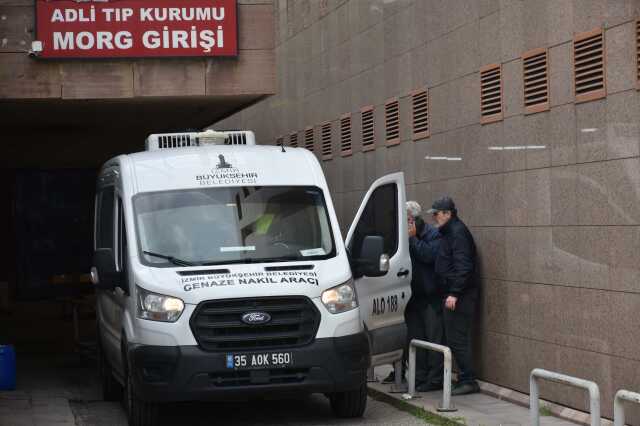 Demirci'de polis lojmanında ölüm: Komiser yardımcısı açığa alındı Demirci'de polis lojmanında ölüm: Komiser yardımcısı açığa alındı