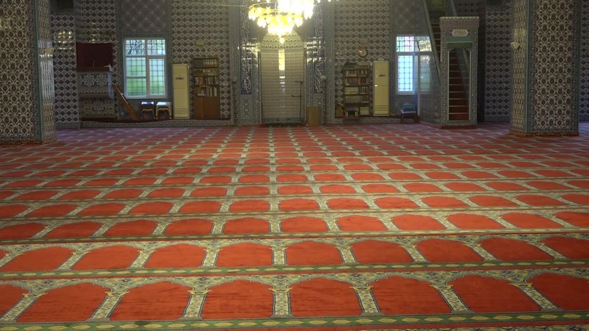 Esenyurt'ta Camiler, Kadir Gecesi'ne Hazır