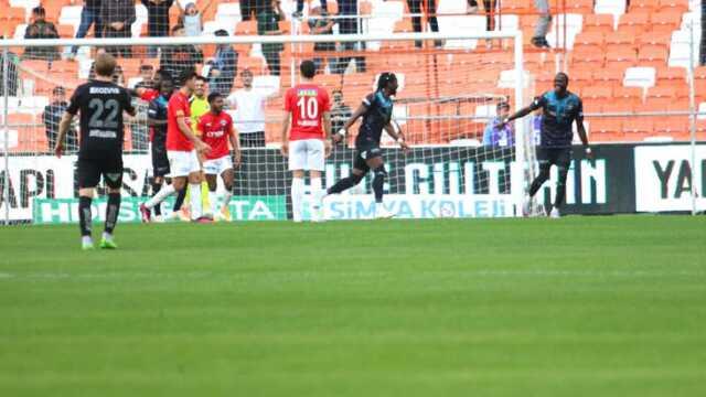 Ezip geçtiler! Sahasında devleşen Adana Demirspor, Kasımpaşa'yı dağıttı