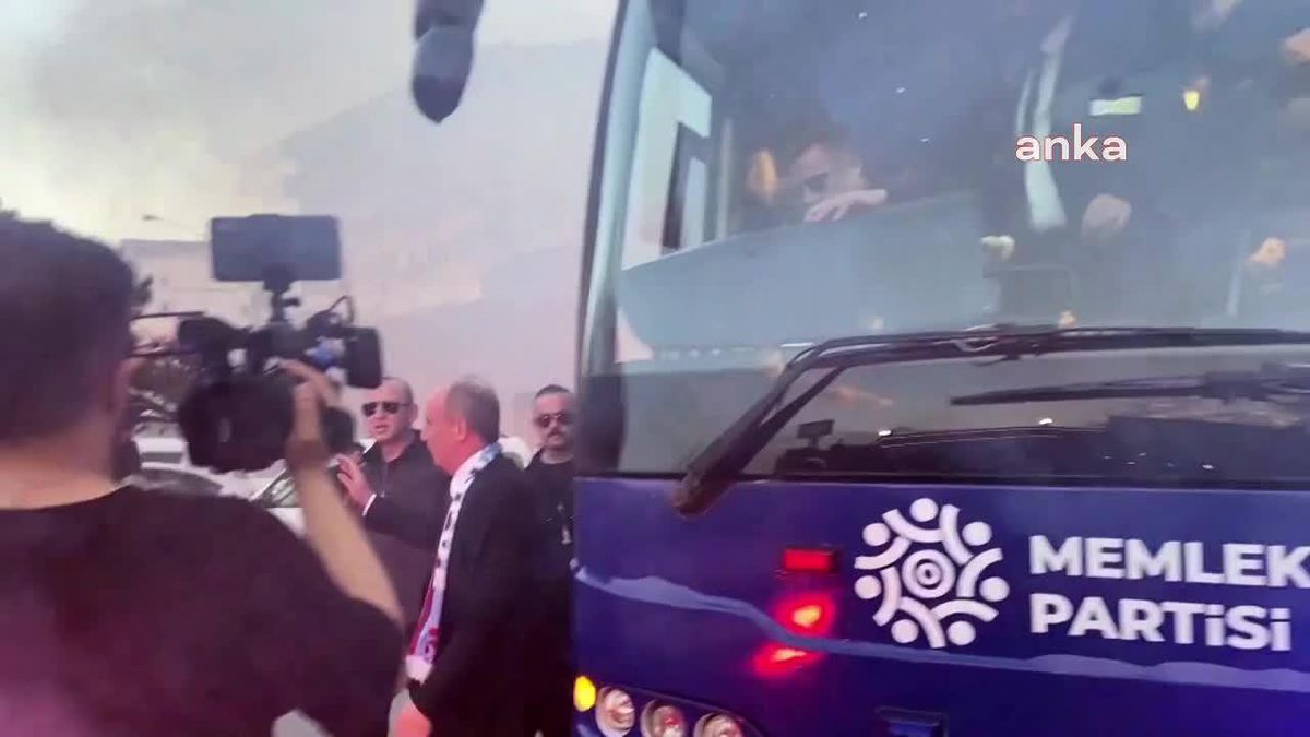 Muharrem İnce, Trabzon'da: 'Türkiye'de 85 Milyon İnsan Çay İçiyorsa, Çaykur Zarar Ediyorsa; Hırsızlık Yapıyorsunuz Demektir.