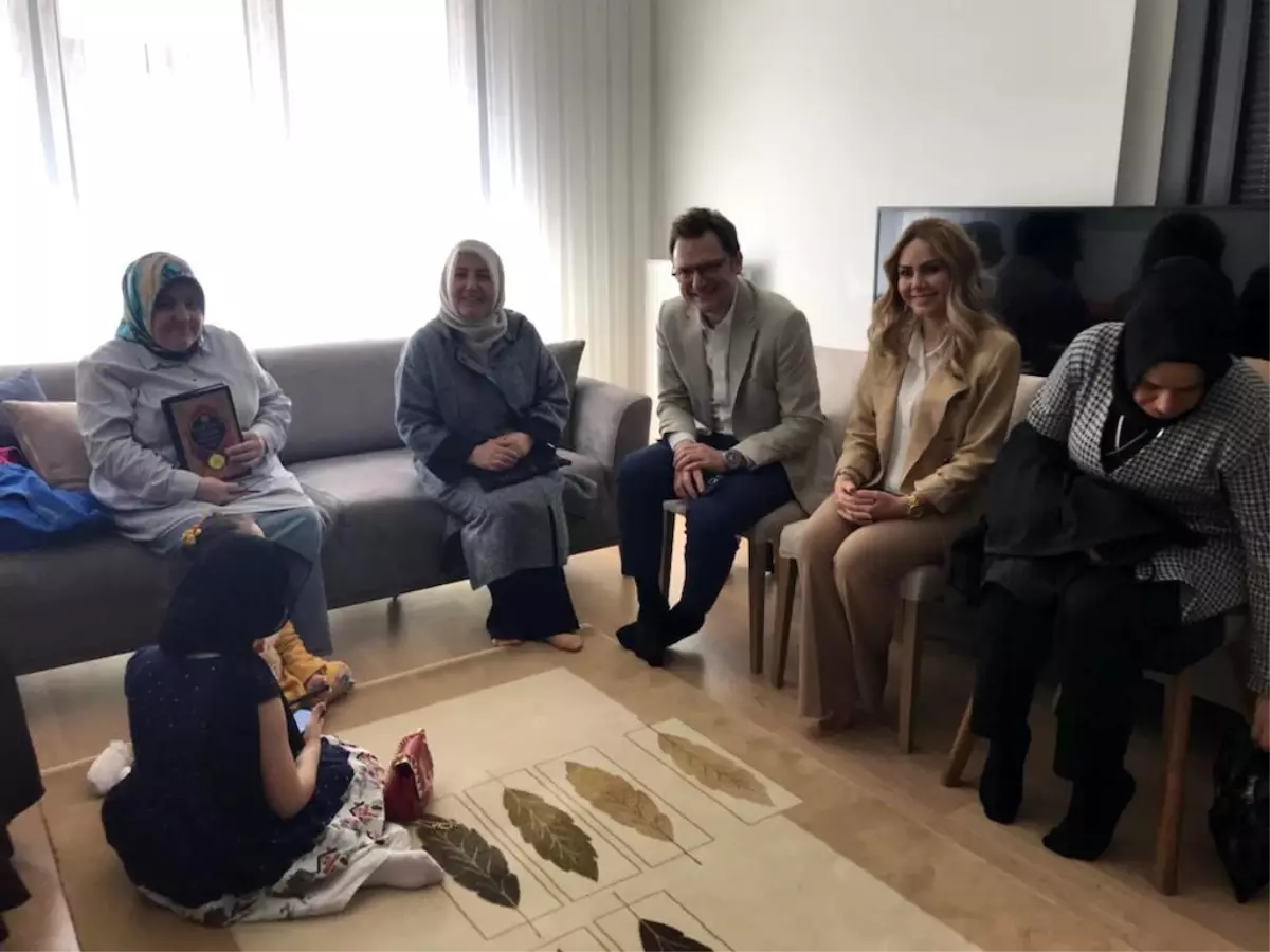 AK Parti İstanbul\'dan rekor hedef: Hafta sonu 1 milyon hane ziyaret ediliyor