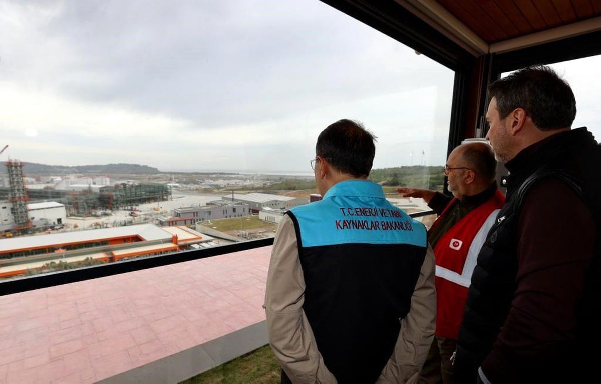 Bakan Dönmez, dev açılış öncesi Filyos\'ta incelemede bulundu