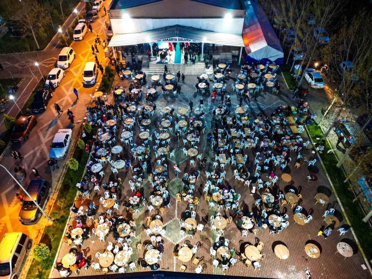 Bilecik'te 3 bin kişi iftar programında buluştu