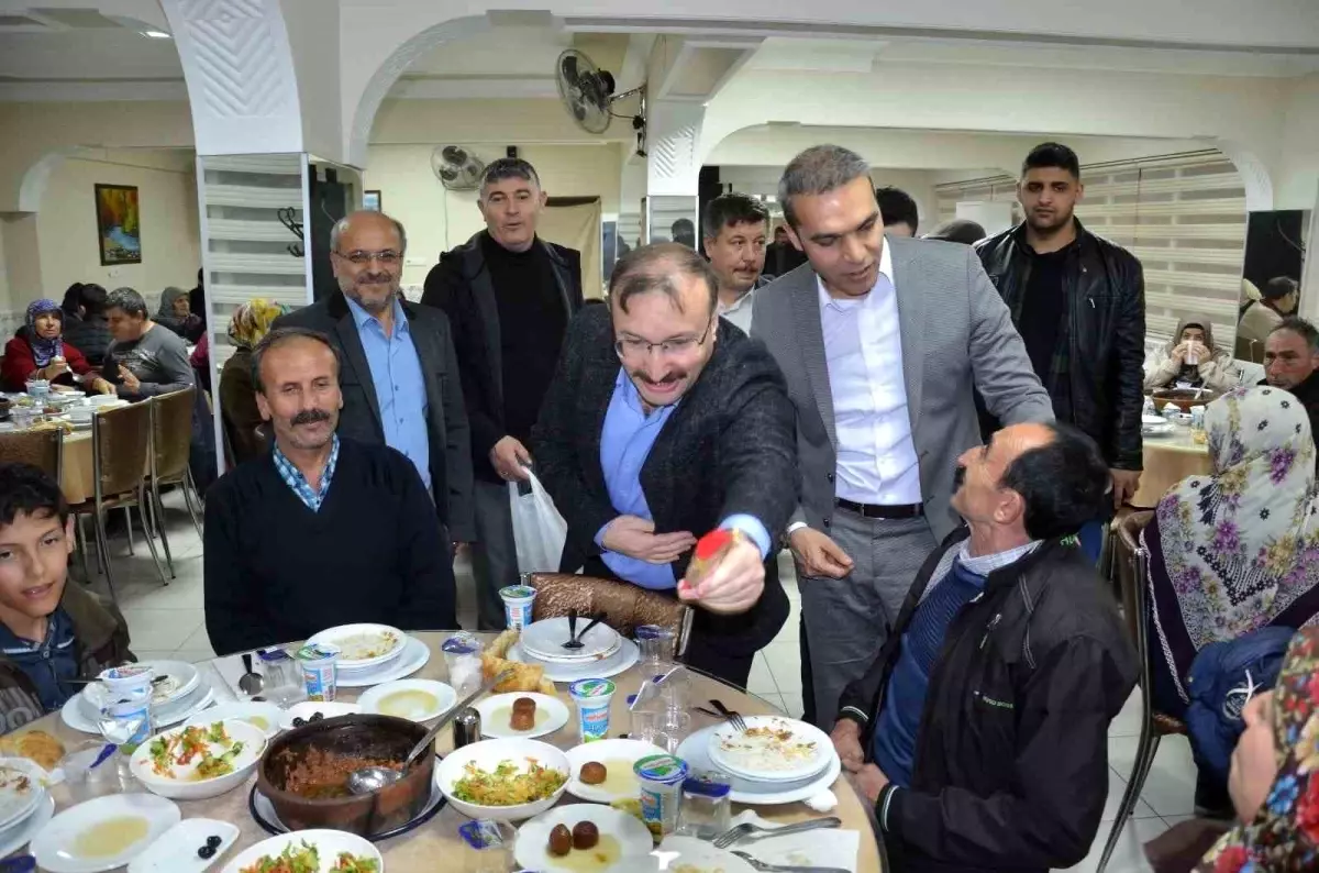 Emet Belediyesinden engellilere iftar yemeği