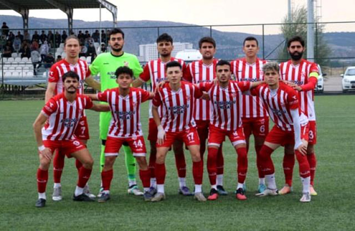 Emirdağspor sezonu 21 galibiyet, 1 mağlubiyetle tamamladı