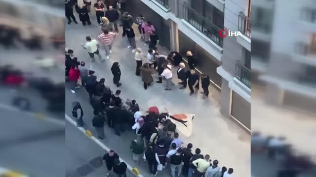 İstanbul'da rezidansta feci ölüm: 14 yaşındaki çocuk terastan düştü İstanbul'da rezidansta feci ölüm: 14 yaşındaki çocuk terastan düştü