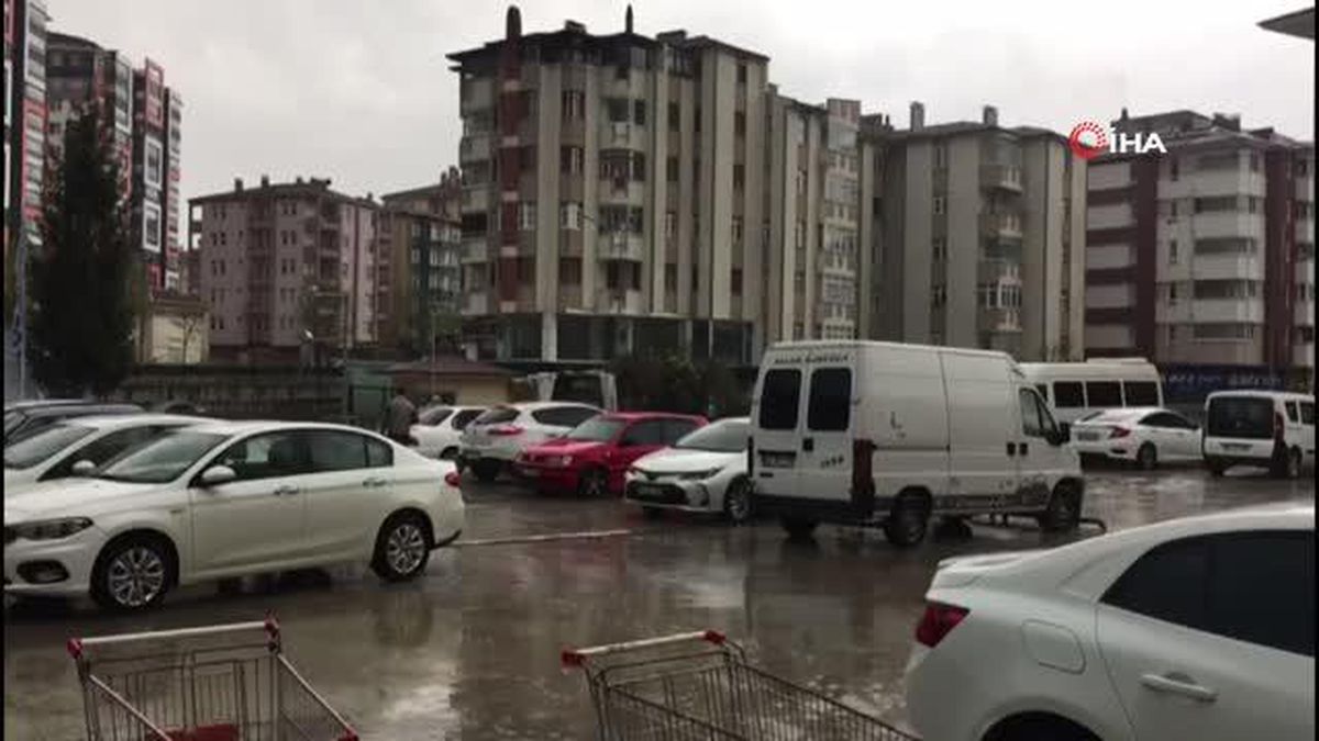 Kastamonu'da sağanak yağış etkili oldu