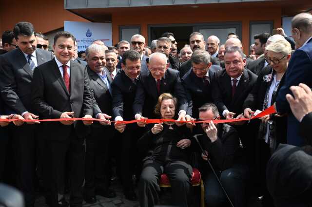 KILIÇDAROĞLU: ÖZAL'IN HEDEF KOYDUĞU GELİŞEN TÜRKİYE'Yİ YENİDEN İNŞA EDECEĞİZ KILIÇDAROĞLU: ÖZAL'IN HEDEF KOYDUĞU GELİŞEN TÜRKİYE'Yİ YENİDEN İNŞA EDECEĞİZ