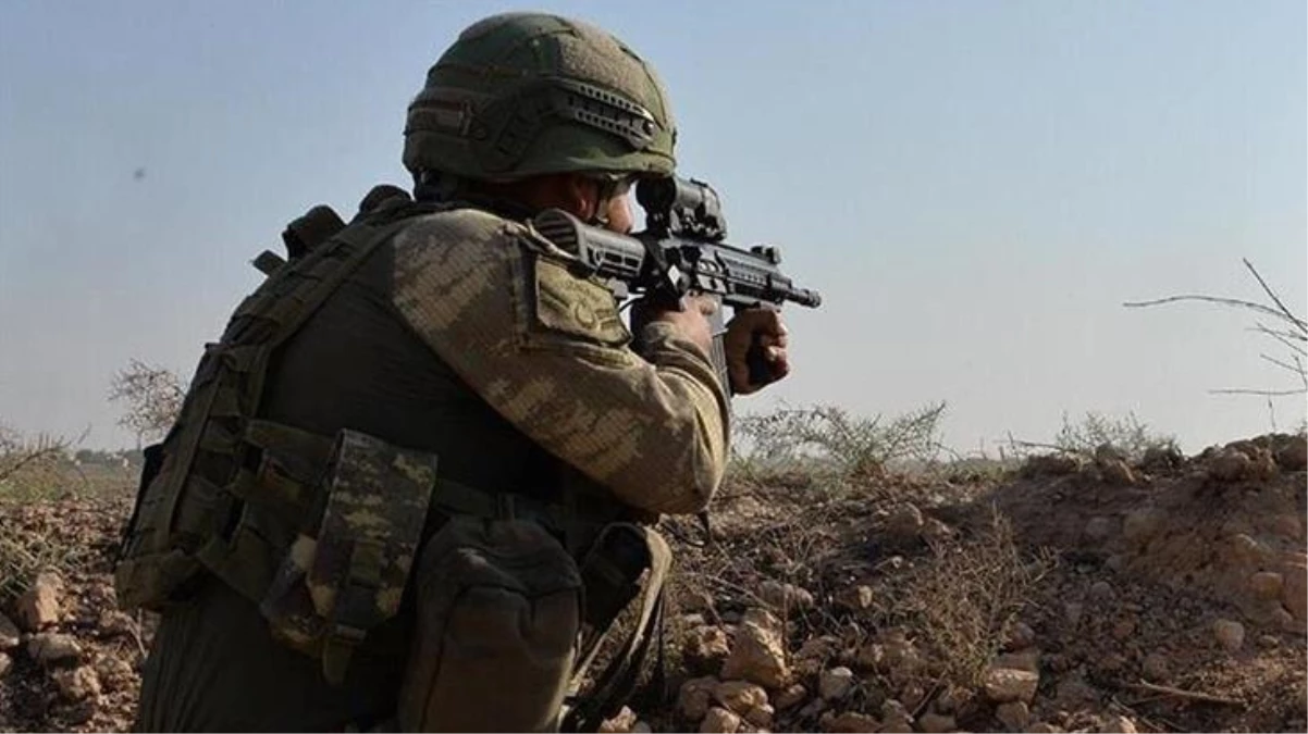 Terör örgütü PKK/YPG\'den Suriye\'nin kuzeyindeki üs bölgelerimize eş zamanlı saldırı: 4 Mehmetçik yaralandı