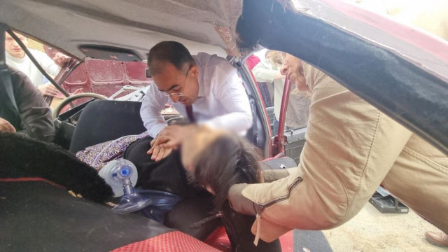 Afyonkarahisar'da korkunç kaza! AK Partili aday seçim gezisini bırakıp yaralıların yardımına koştu