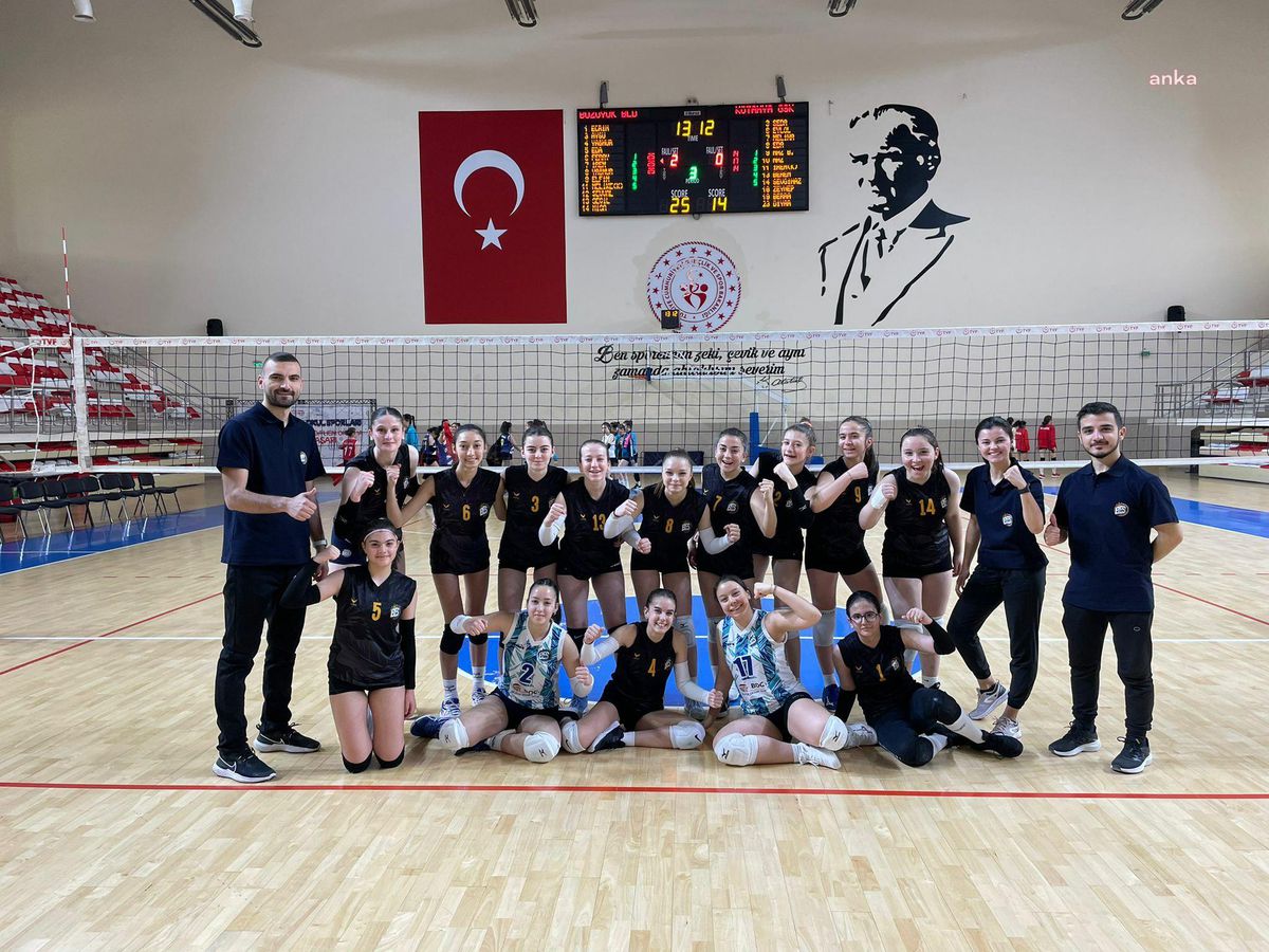 Bozüyük Belediyesi Voleybol Takımı, Eskişehir Grubunu 2. Sırada Tamamladı