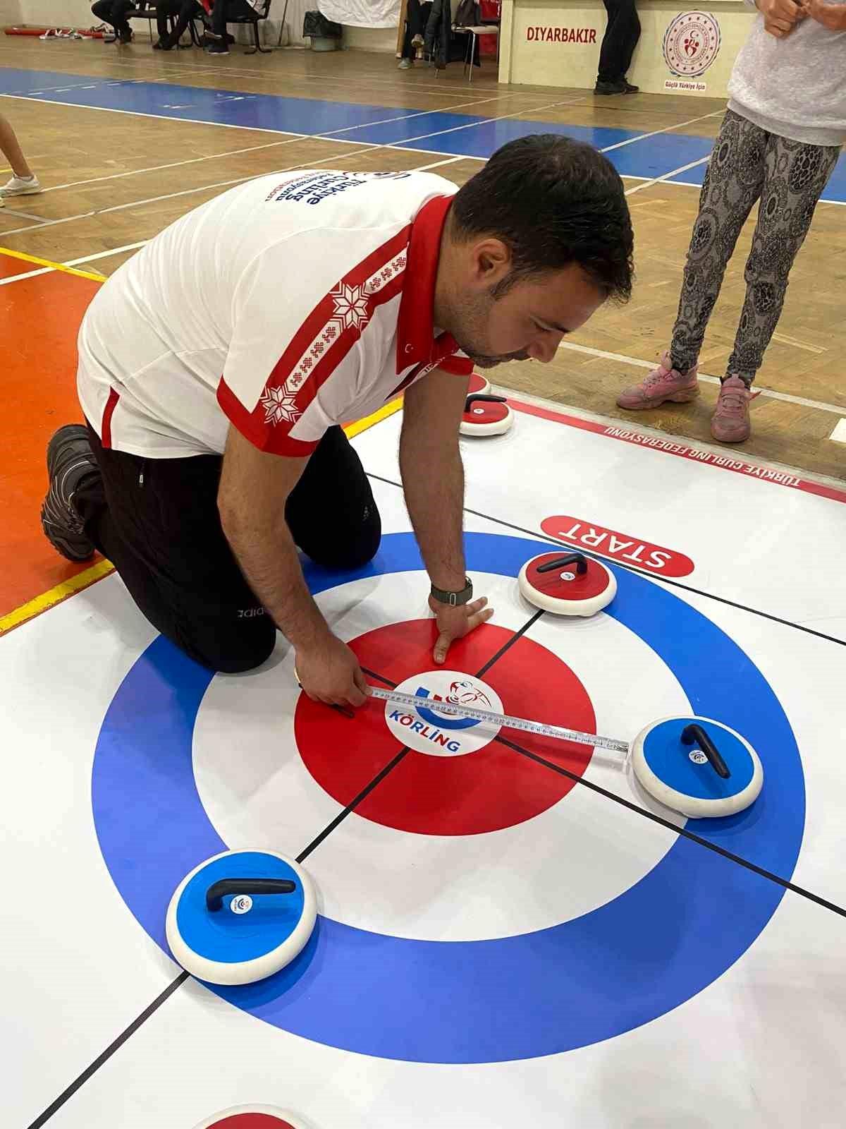 Diyarbakır\'da 23 Nisan Floor Curling müsabakaları tamamlandı