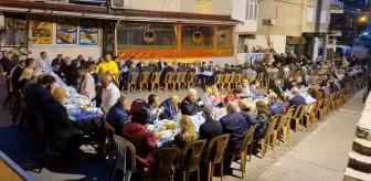 Eski İzmir Erzurumlular Derneğinden 500 kişilik iftar sofrası