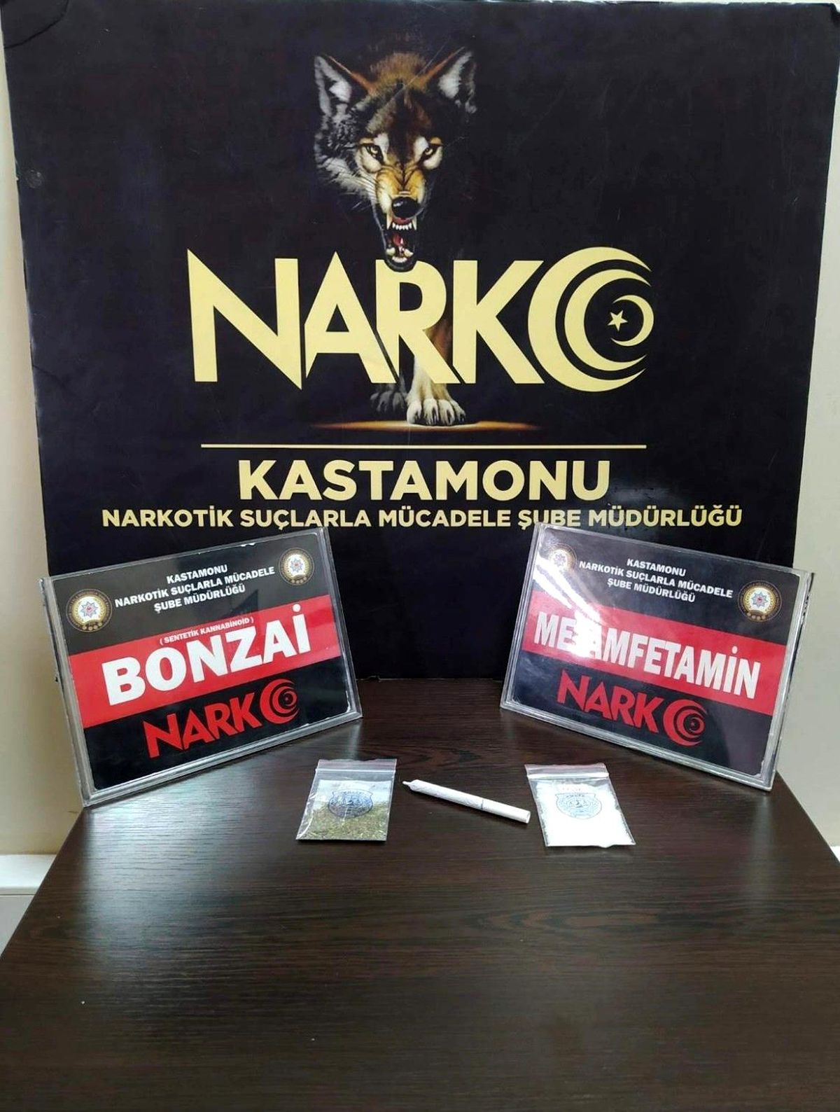 İstanbul\'dan Kastamonu\'ya uyuşturucu getirirken yakalanan şahıs tutuklandı