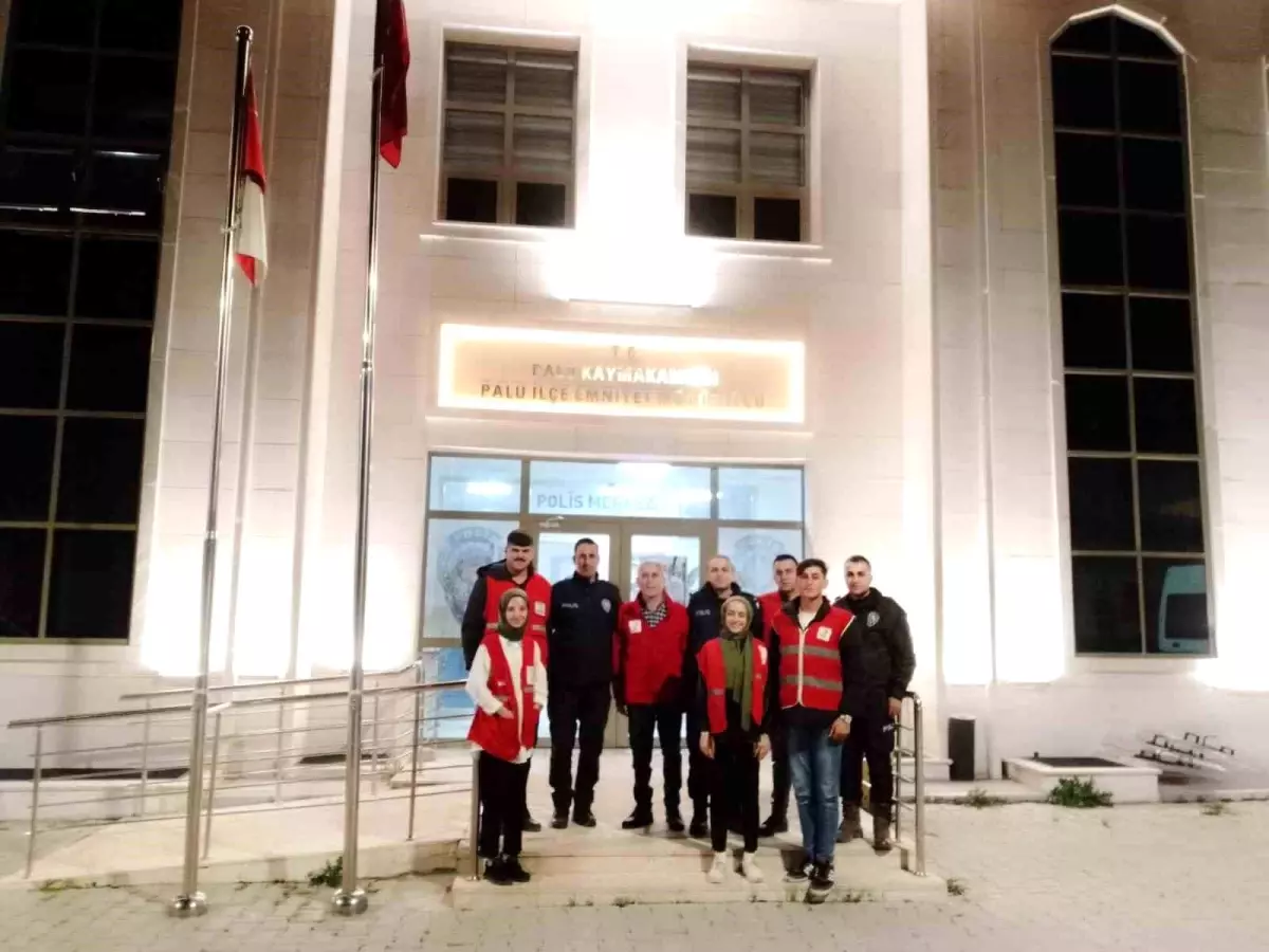 "Kavga var" diye çağrılan polislere iftar sürprizi