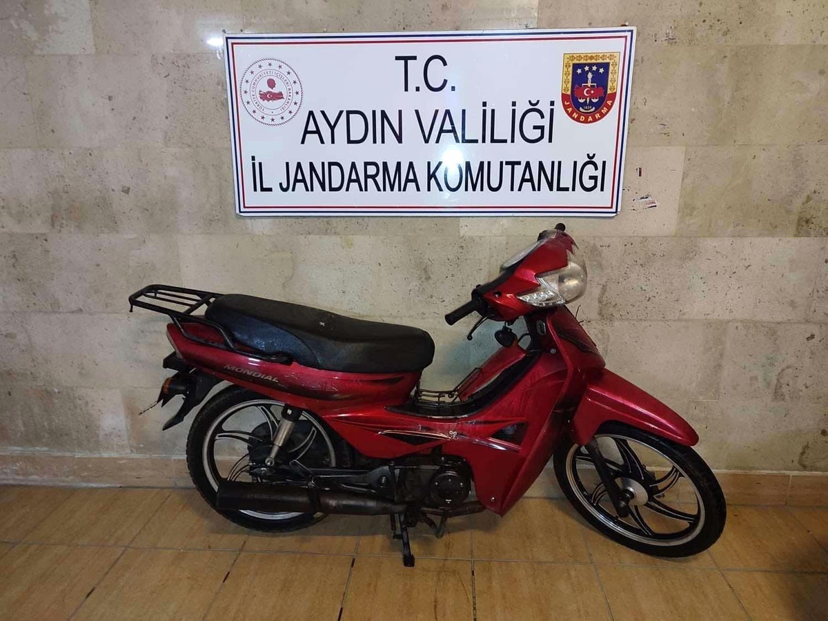 Motosiklet hırsızı JASAT\'tan kaçamadı