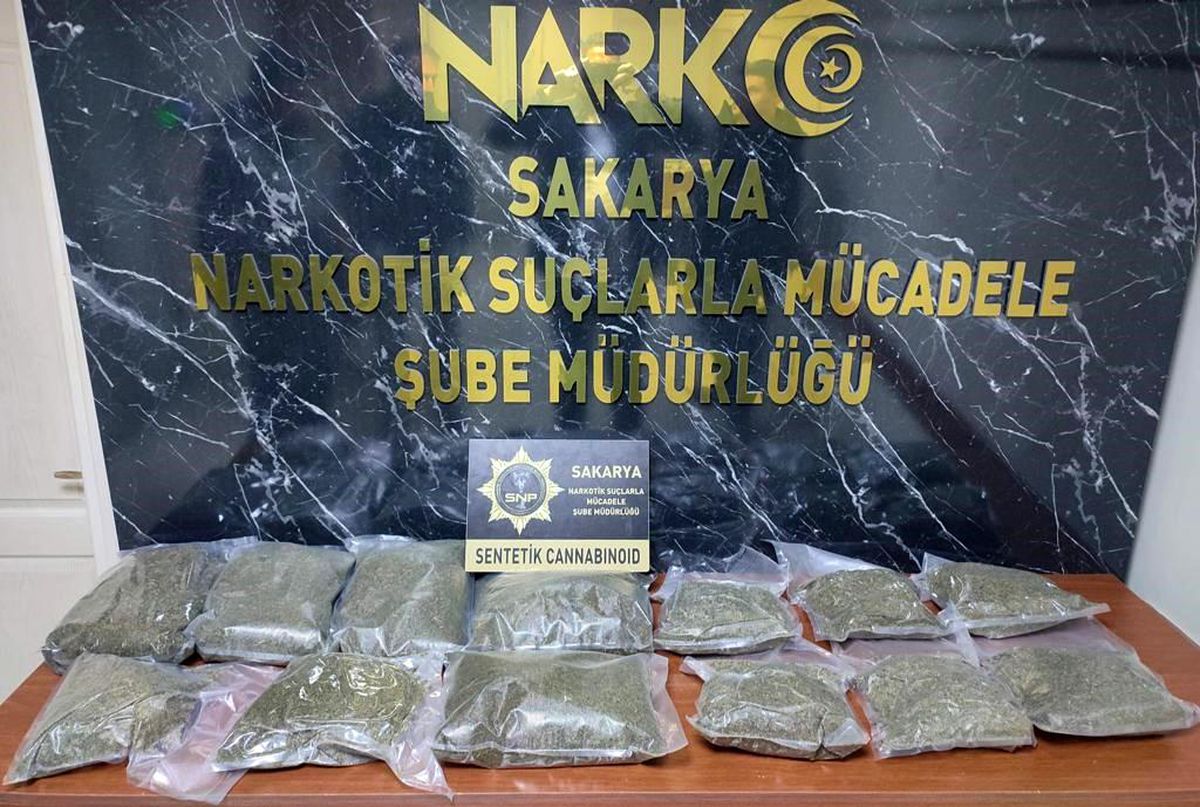 Sakarya\'da iki ilçede uyuşturucu operasyonu: 4 tutuklama