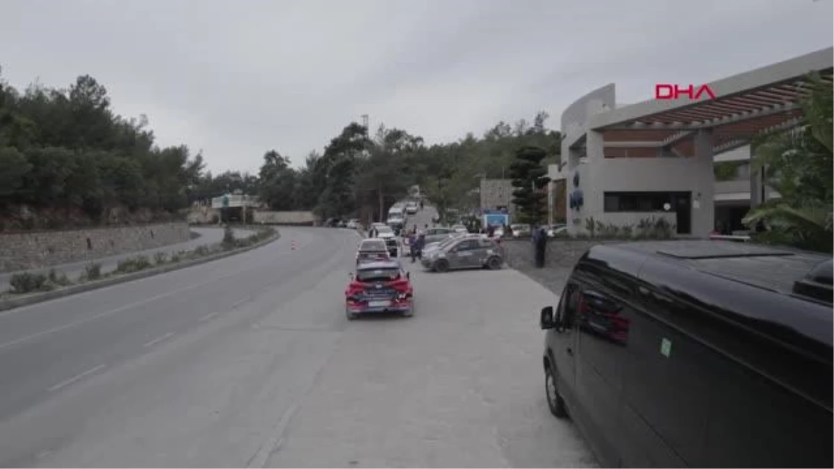SPOR Ralli şampiyonasında depremzede çocuklar için bir kamyon oyuncak toplandı