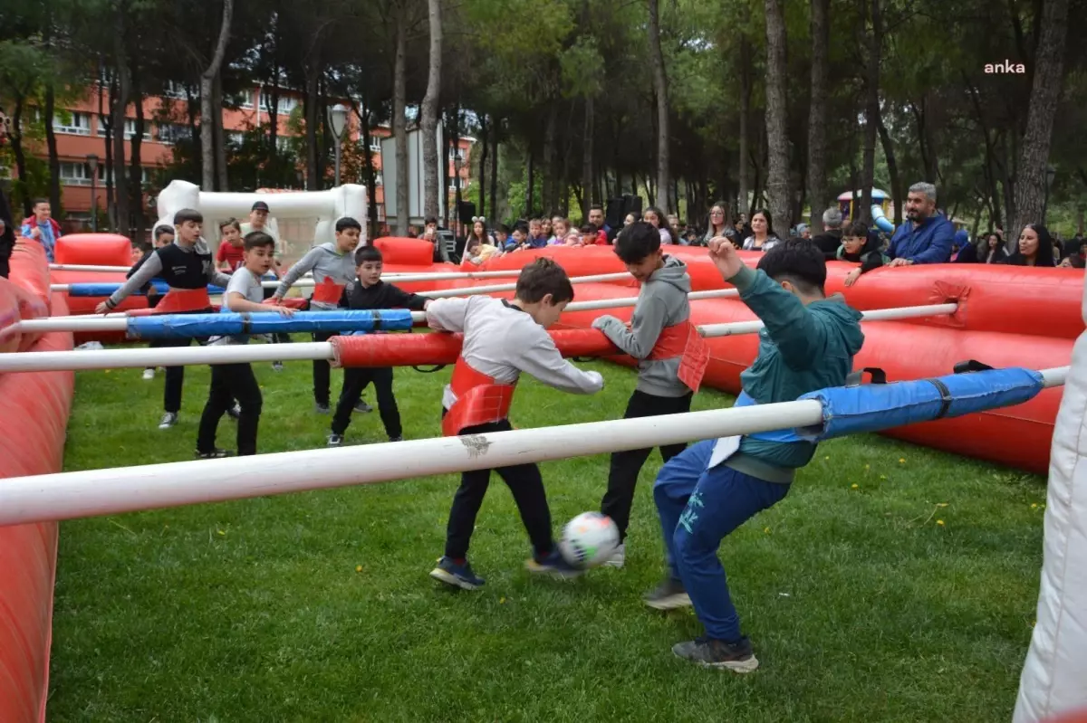 Torbalı Belediyesi Çocuk ve Uçurtma Şenliği Düzenledi