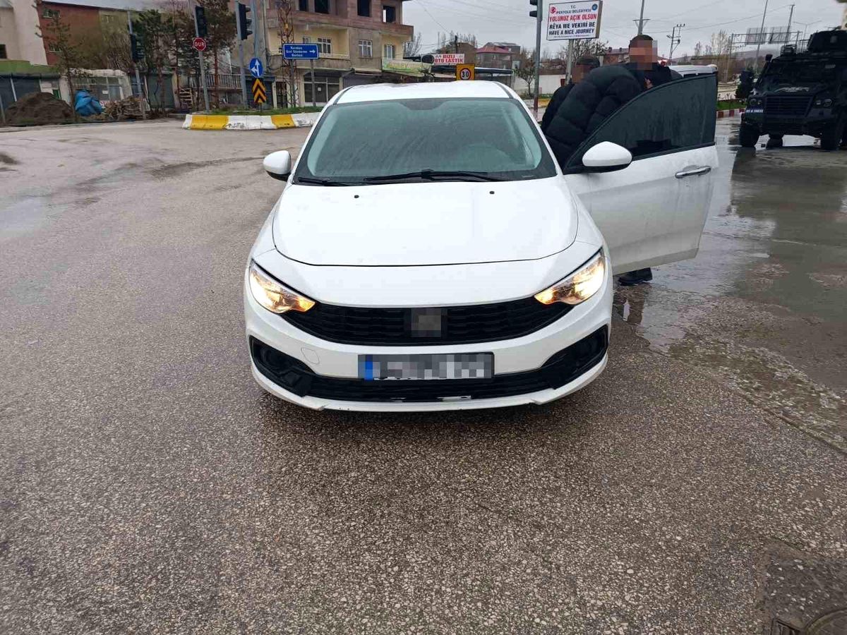 Van\'da değişik suçlardan 22 kişi tutuklandı