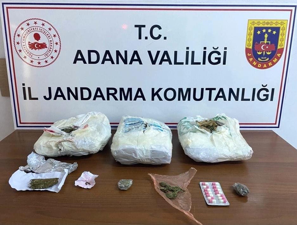 Adana\'da uyuşturucu şüphelisi 5 kişi gözaltına alındı