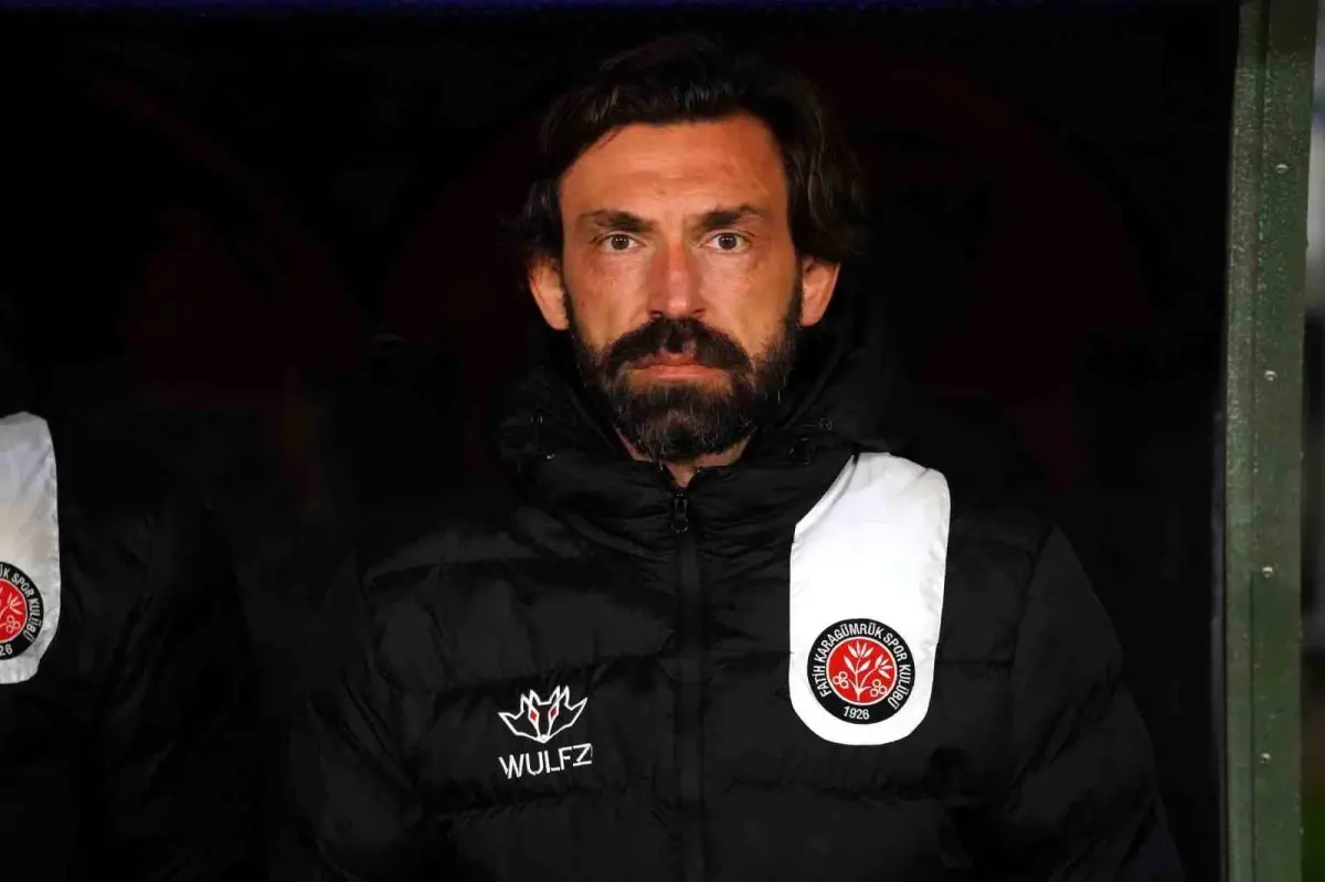 Andrea Pirlo\'dan kadroda 3 değişiklik