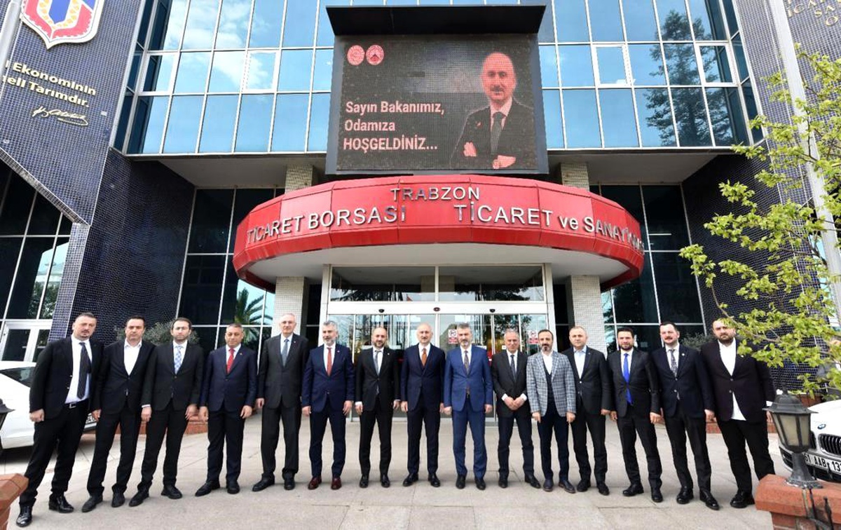 Bakan Karaismailoğlu\'ndan TTSO\'ya ziyaret
