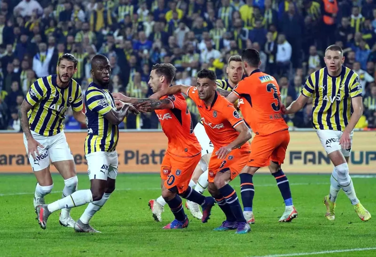 Başakşehir ile Fenerbahçe 30. randevuda