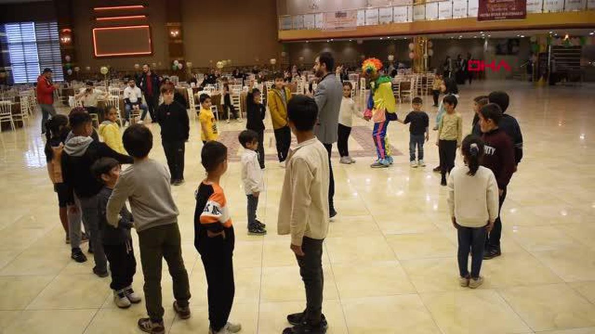 BATMAN\'DA YETİMLER İÇİN İFTAR PROGRAMI DÜZENLENDİ