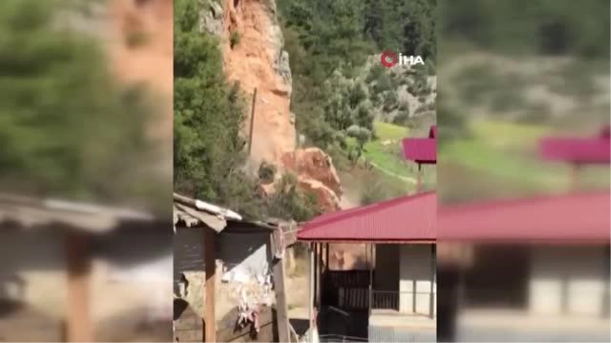 Depremde yarılan devasa kaya kontrollü yıkıldı