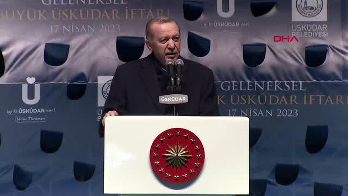 İSTANBUL-CUMHURBAŞKANI ERDOĞAN 650 BİN KONUTU TESLİM EDİNCEYE KADAR BÖLGEDEN AYRILMAYACAĞIZ
