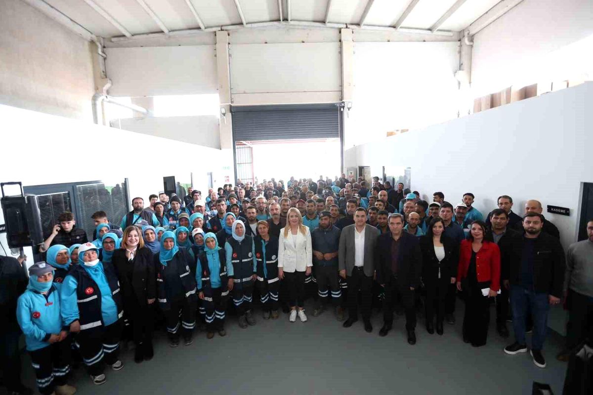 Merkezefendi ailesinden geleneksel bayramlaşma