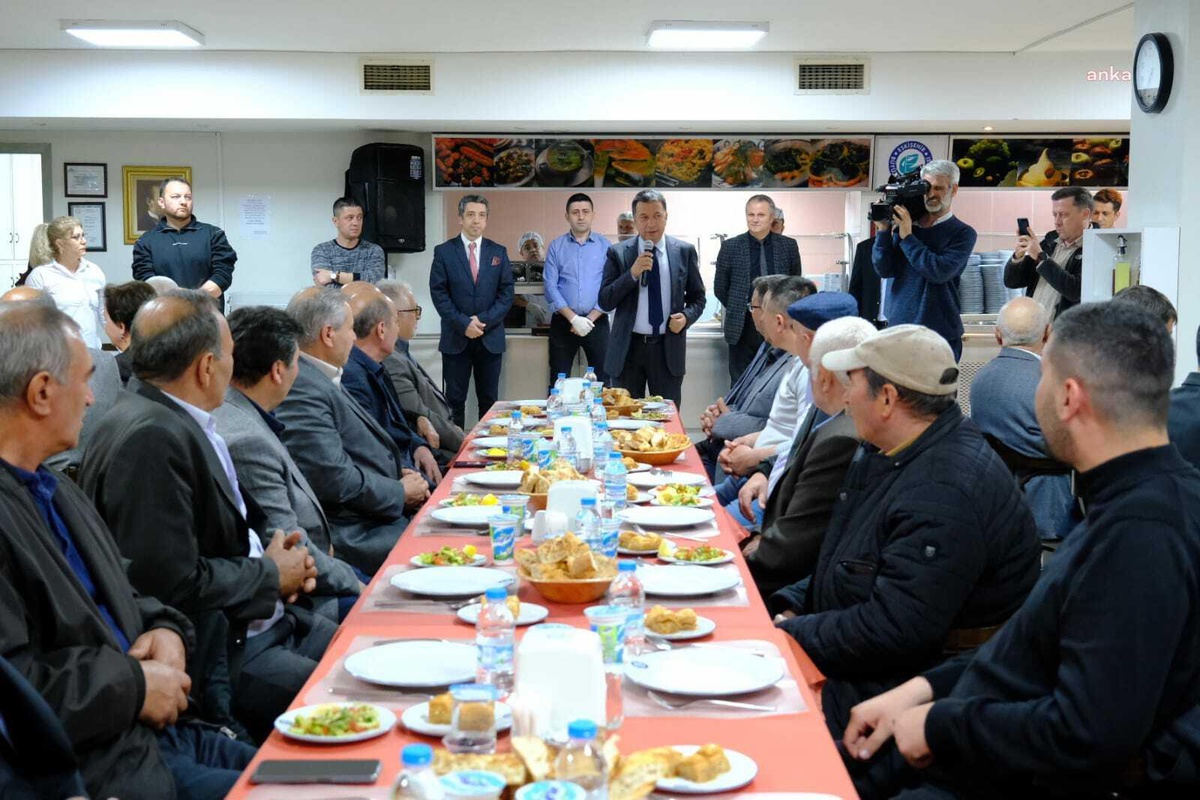 Odunpazarı Muhtarları, Eskişehir Büyükşehir\'in İftarında Buluştu