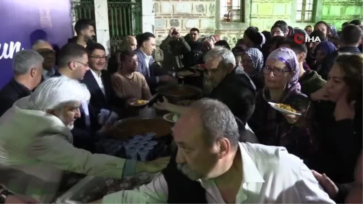 Şehzadeler Belediyesi Kadir Gecesi geleneğini bozmadı