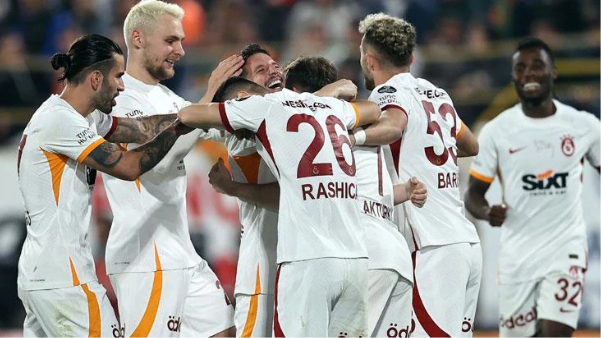 Son Dakika: Lider durdurulamıyor! Galatasaray, Alanyaspor\'u deplasmanda 4-1\'lik skorla mağlup etti