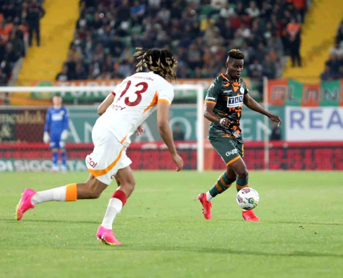 Spor Toto Süper Lig: Alanyaspor: 1 Galatasaray: 4 (Maç sonucu)