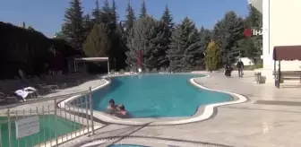 Afyonkarahisar'daki termallerde tatil yoğunluğu